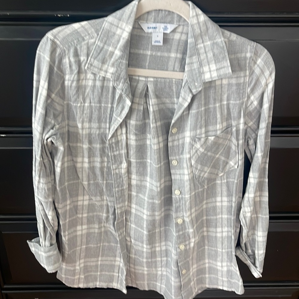Gray and white plaid flannel